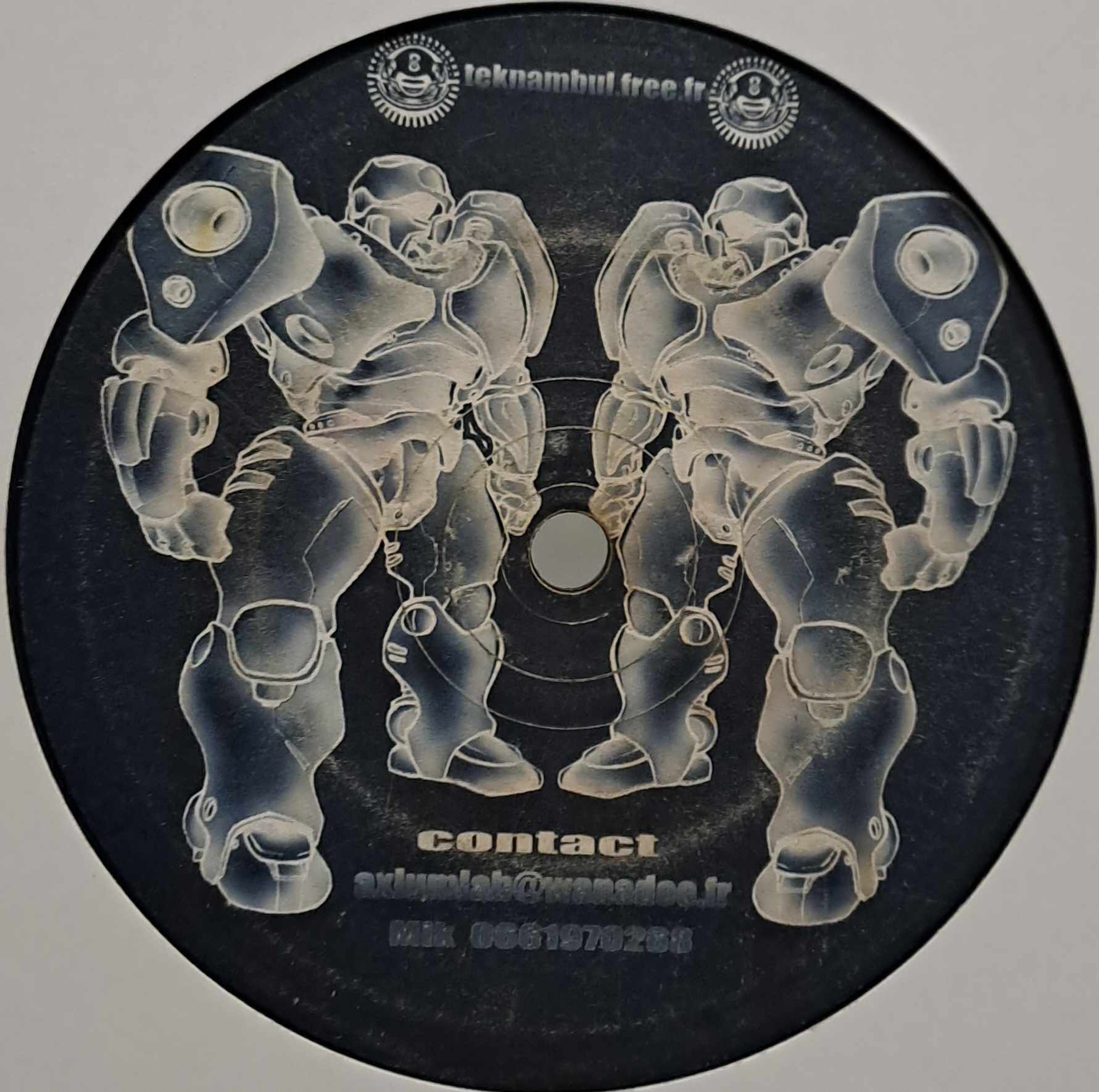 Axium 06 - vinyle freetekno